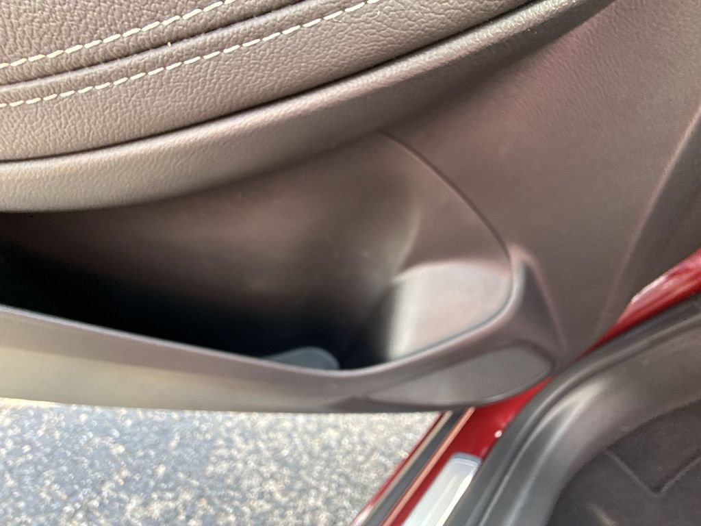 Certified 2024 Buick Encore GX Avenir FWD image 31
