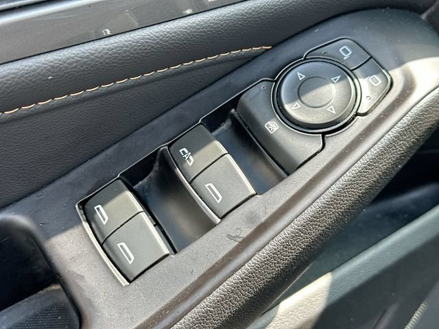 Used 2020 Chevrolet Traverse RS w/ LPO, 'HIT The Road' Package AWD/4WD image 25