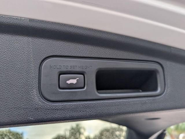 Certified 2023 Acura MDX FWD w/ Technology Package image 21