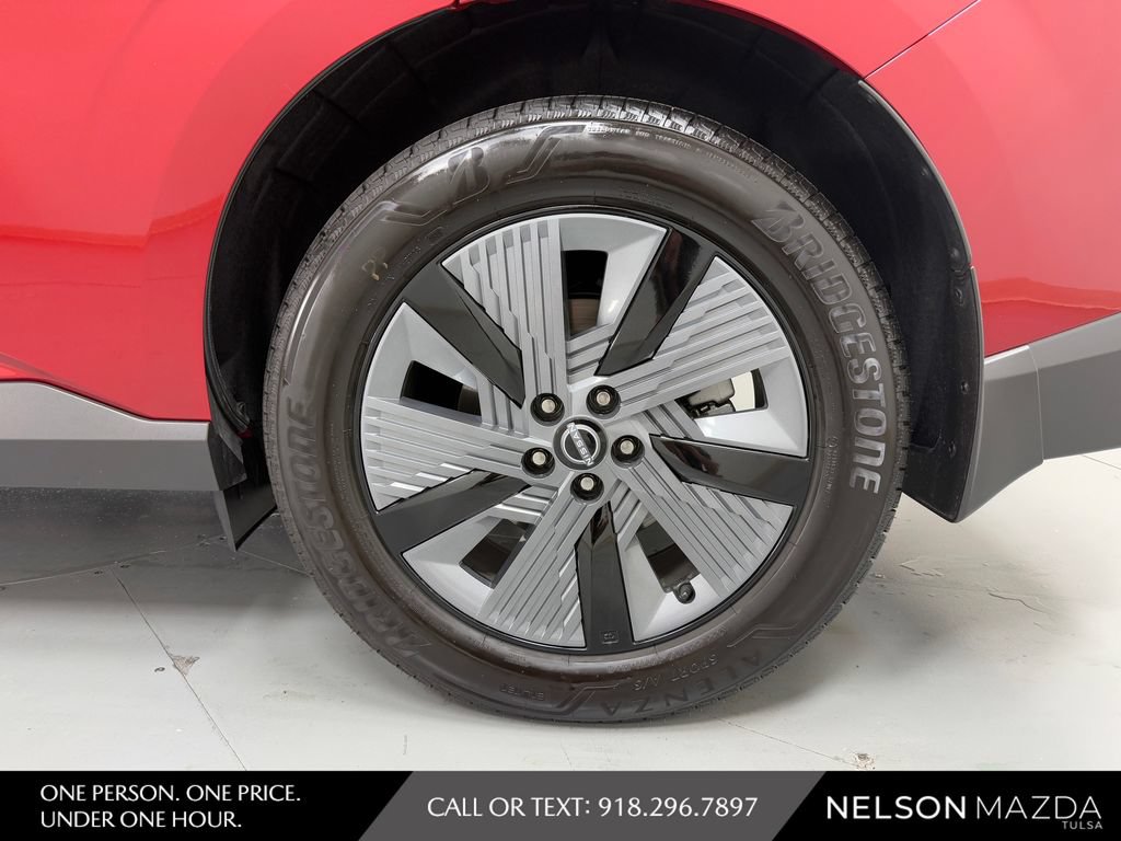 Used 2025 Nissan Murano SL AWD/4WD image 11