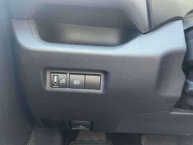 Certified 2025 Toyota RAV4 LE AWD/4WD image 21