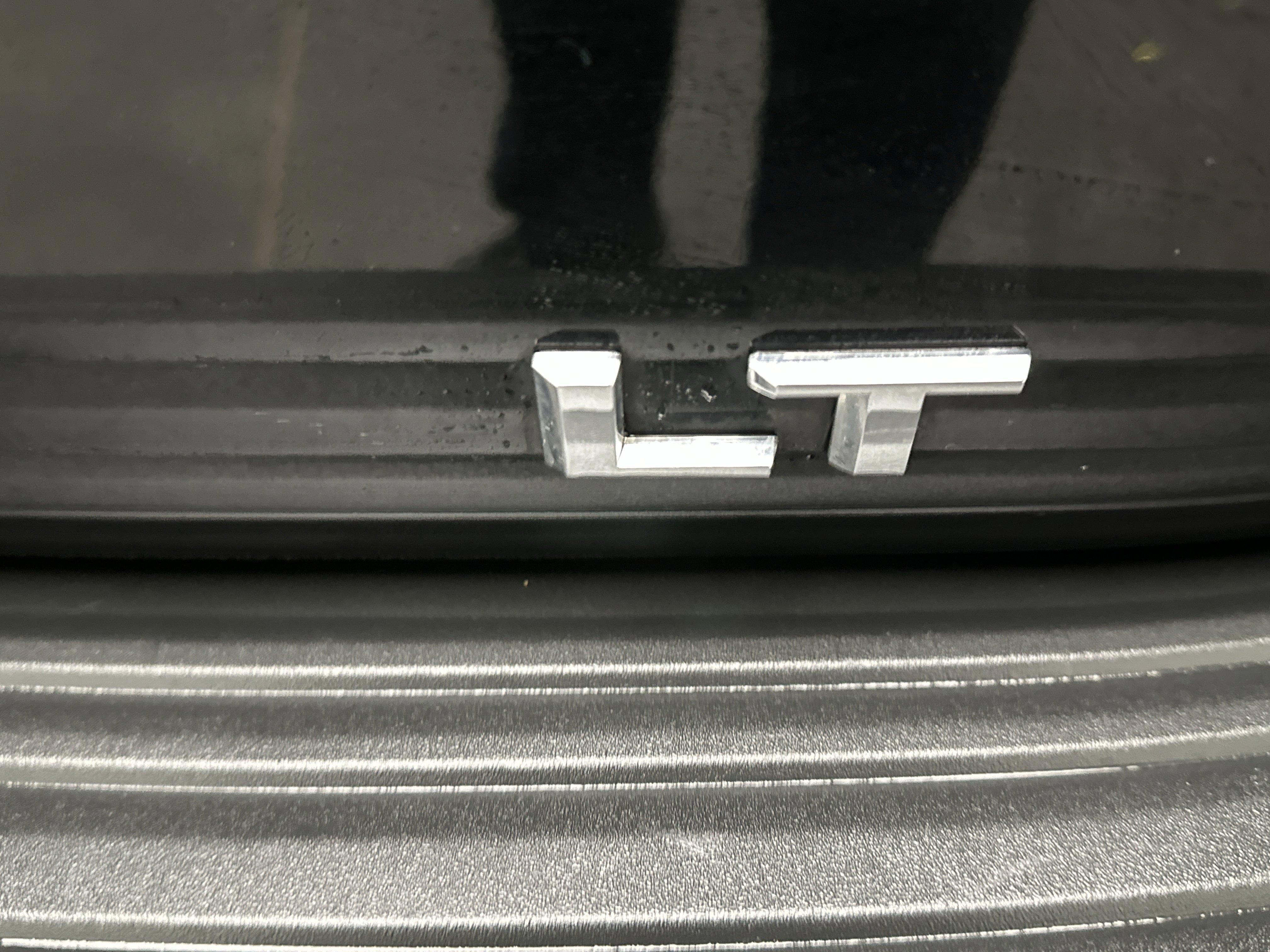 Used 2024 Chevrolet Tahoe LT image 13