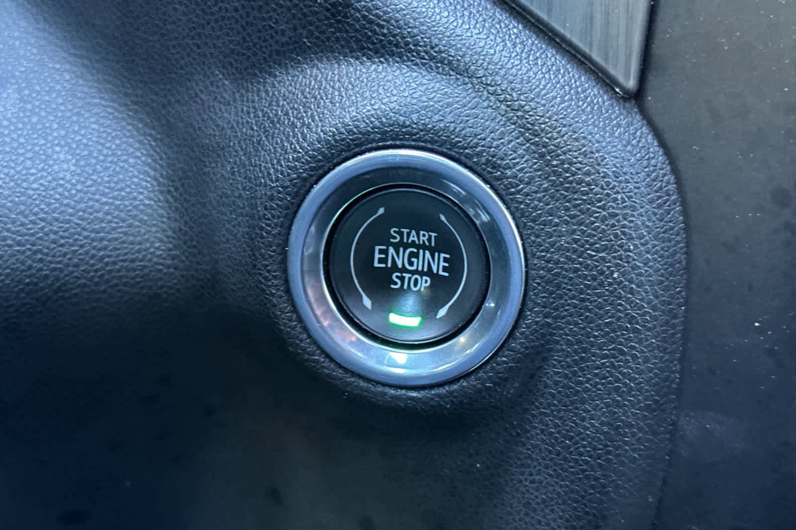 Used 2021 GMC Sierra 2500 Denali w/ Denali Ultimate Package image 23