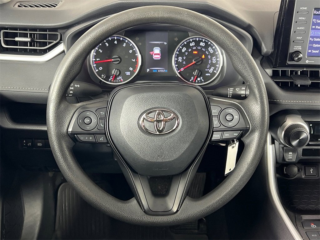 Used 2022 Toyota RAV4 LE image 22
