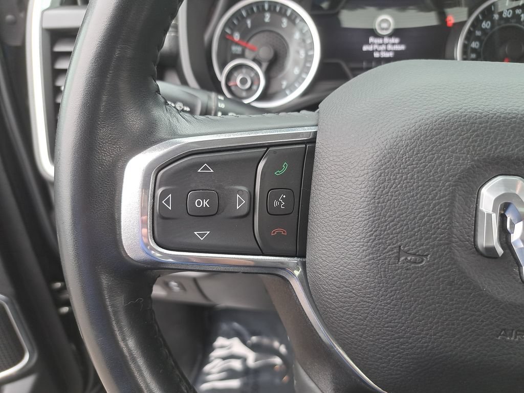 Used 2022 RAM 1500 Laramie AWD/4WD image 18