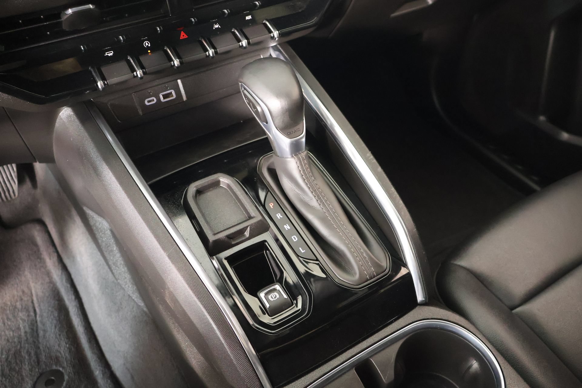 Used 2025 GMC Canyon Elevation w/ Convenience Package RWD image 8