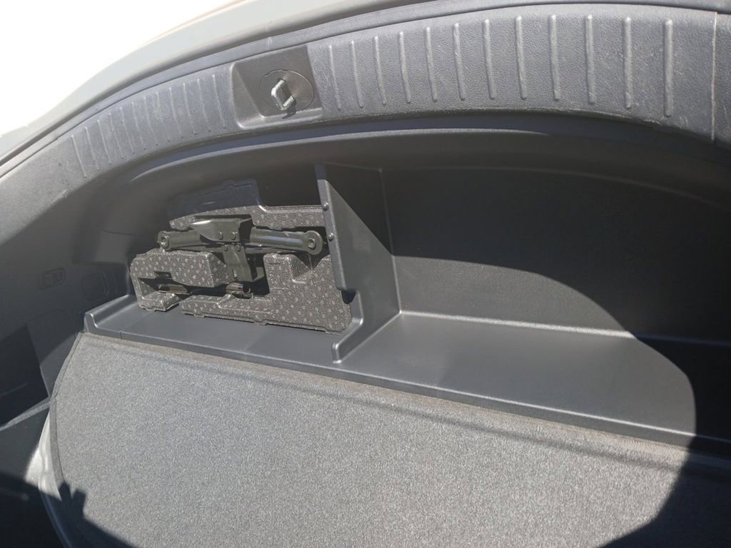 Used 2022 Hyundai Santa Fe SEL image 20