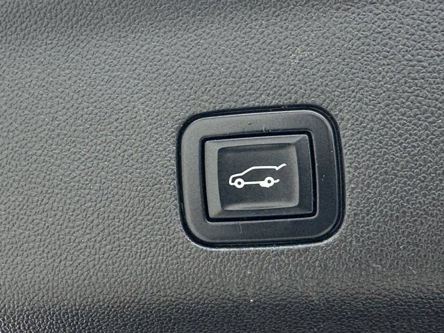 Used 2021 Chevrolet Tahoe Premier RWD image 36