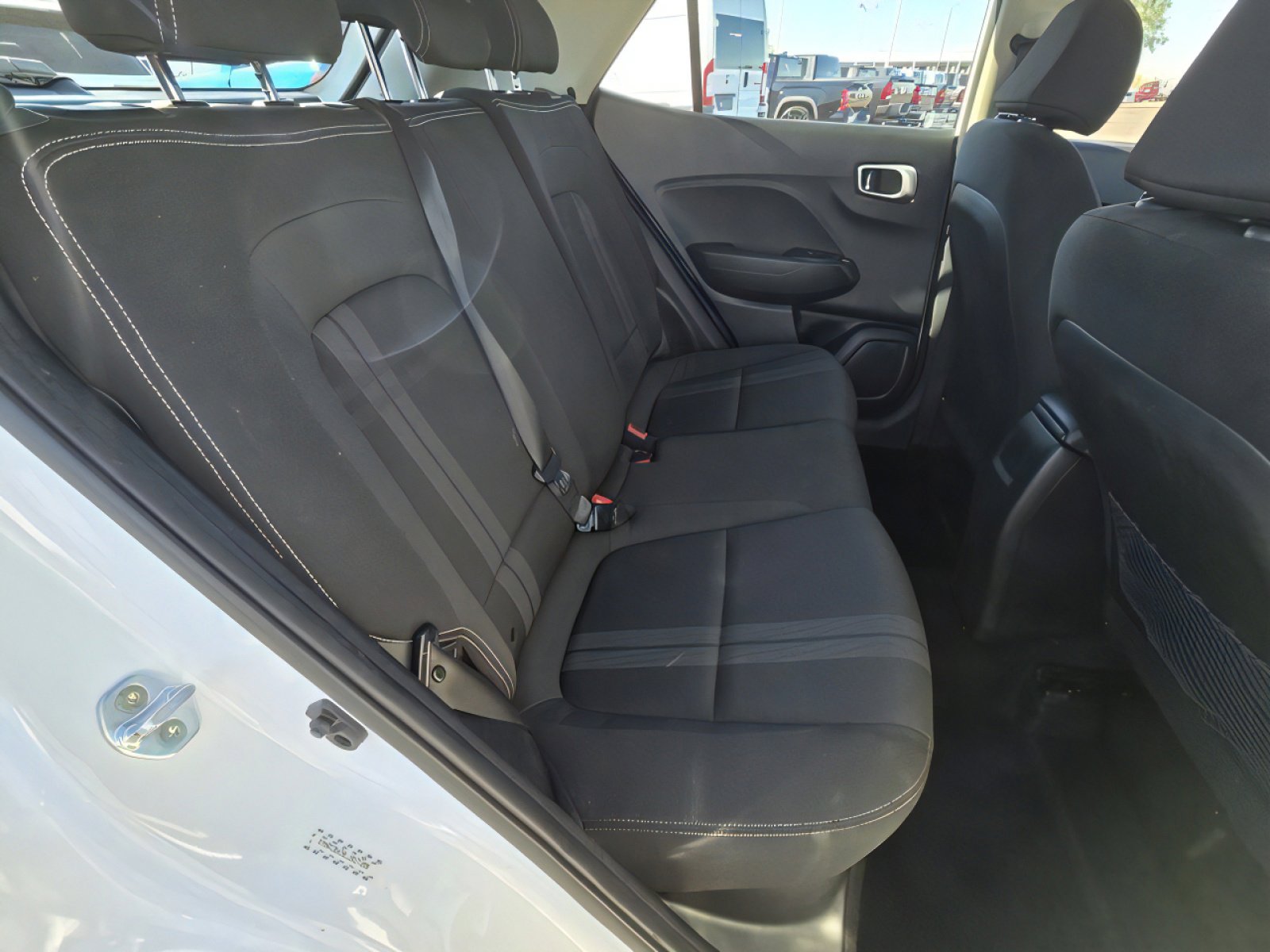 Used 2020 Hyundai Venue SEL w/ Convenience Package image 18