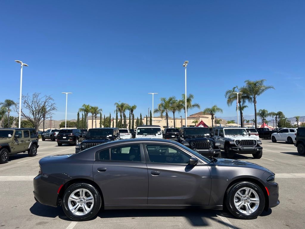 Used 2022 Dodge Charger SXT image 9