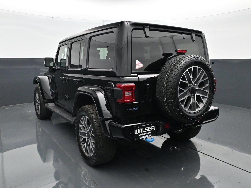 Used 2024 Jeep Wrangler High Altitude AWD/4WD image 5