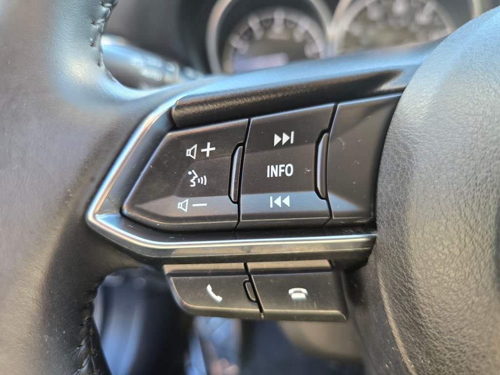 Used 2020 MAZDA MAZDA6 Sport FWD image 2