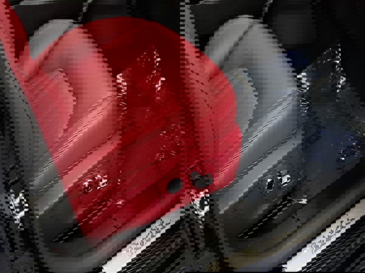 Used 2022 Maserati Ghibli Modena Q4 image 42