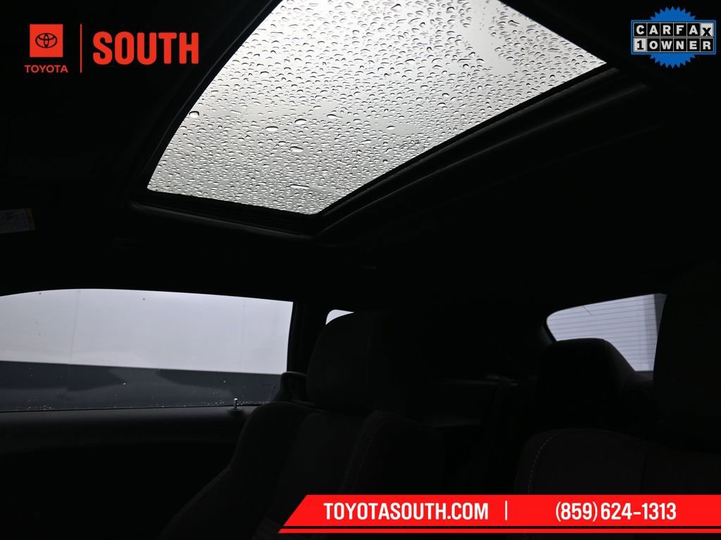 Used 2023 Dodge Challenger R/T w/ Blacktop Package image 21