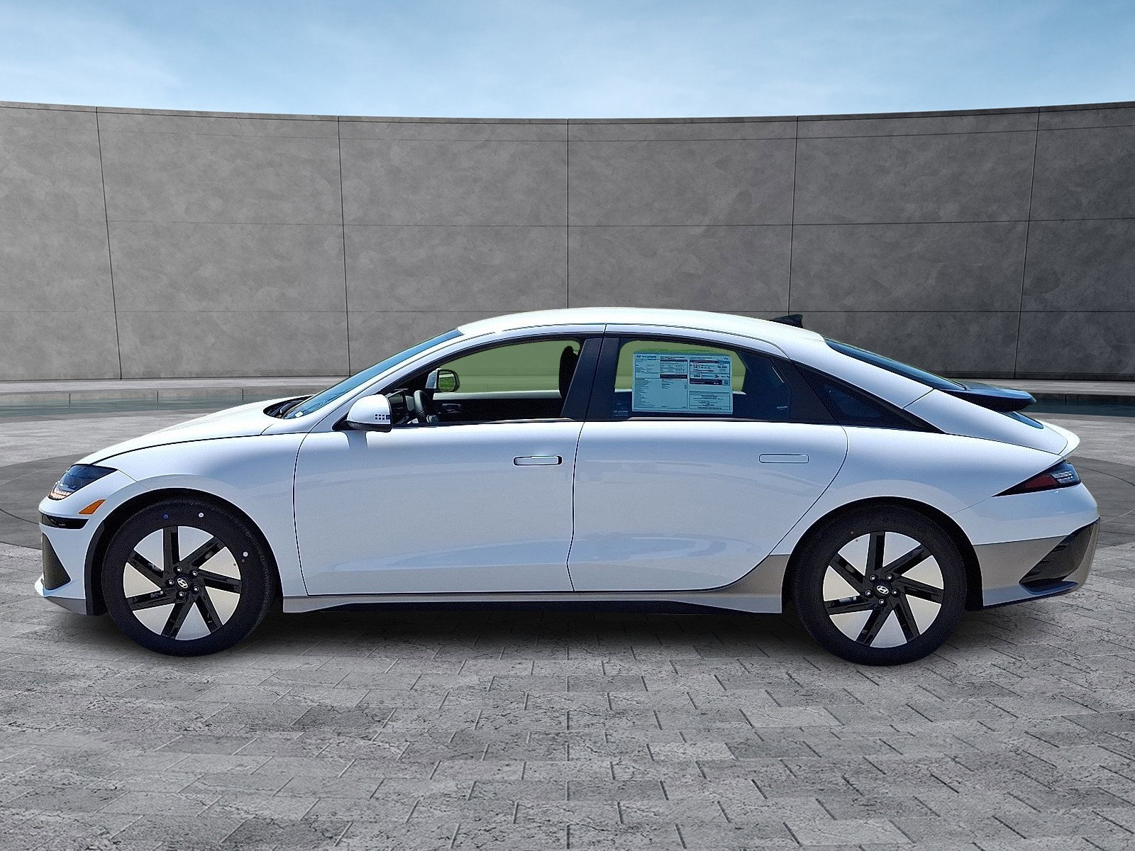 New 2025 Hyundai Ioniq 6 SE image 4