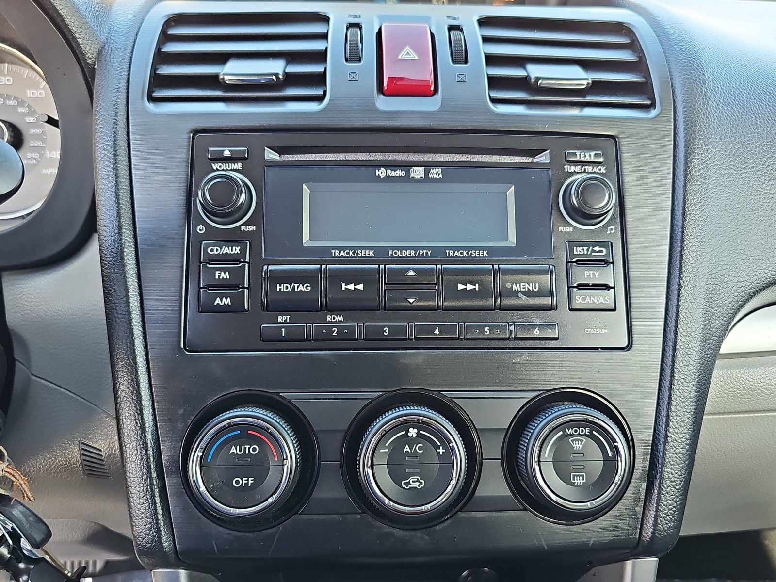 Used 2015 Subaru Forester 2.5i Limited w/ Popular Package #2 AWD/4WD image 22