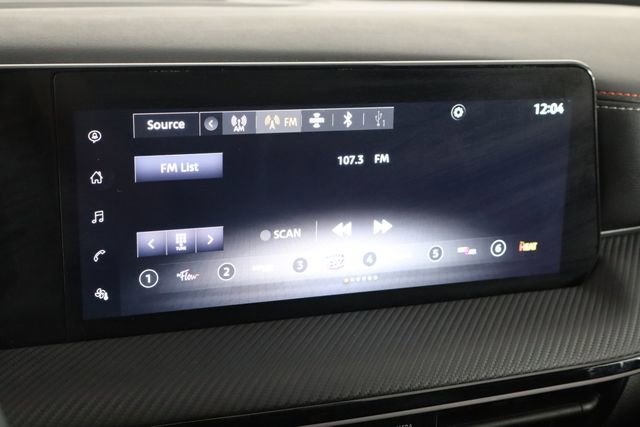 Used 2025 Nissan Kicks SR FWD image 29