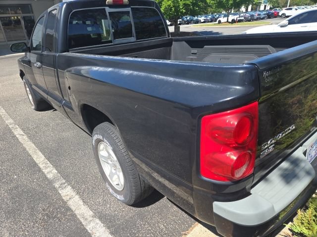 Used 2005 Dodge Dakota SLT RWD image 3