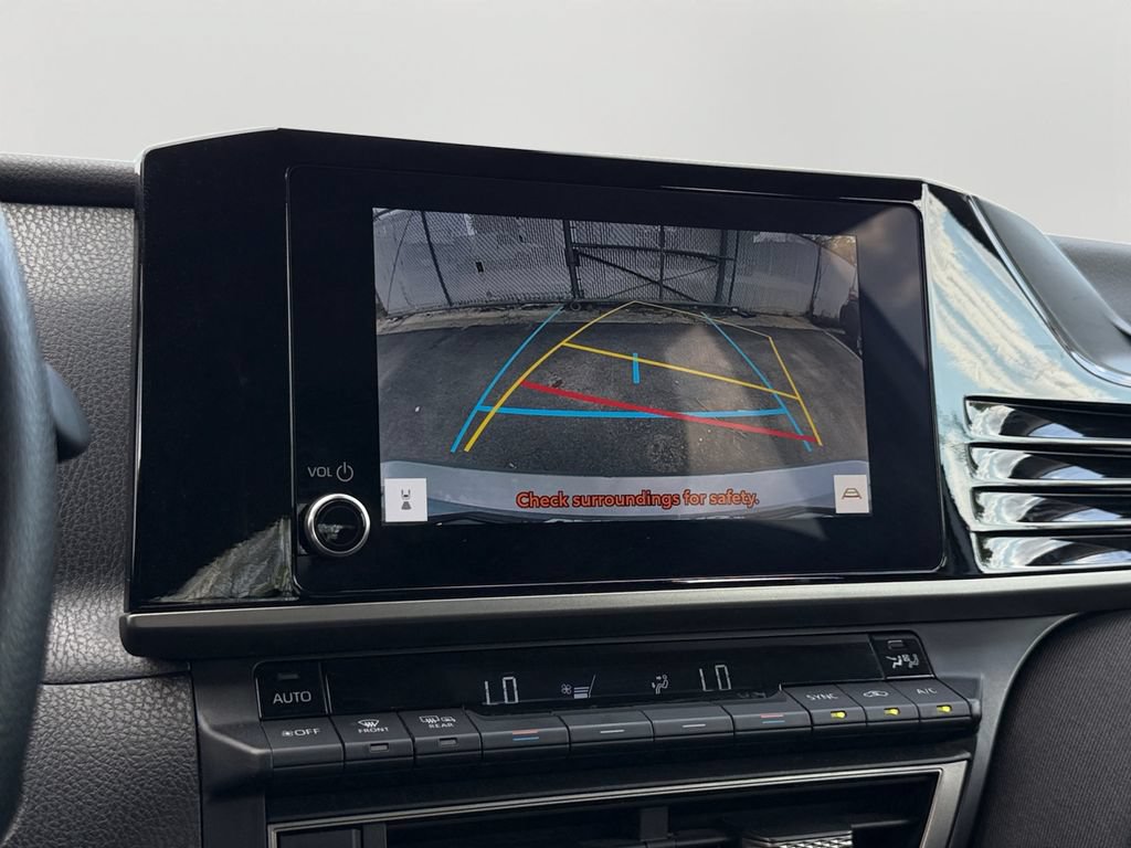 Used 2025 Toyota Camry LE FWD image 26