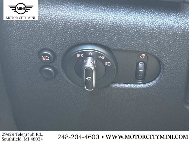 Certified 2024 MINI Cooper 4-Door Hardtop FWD image 29