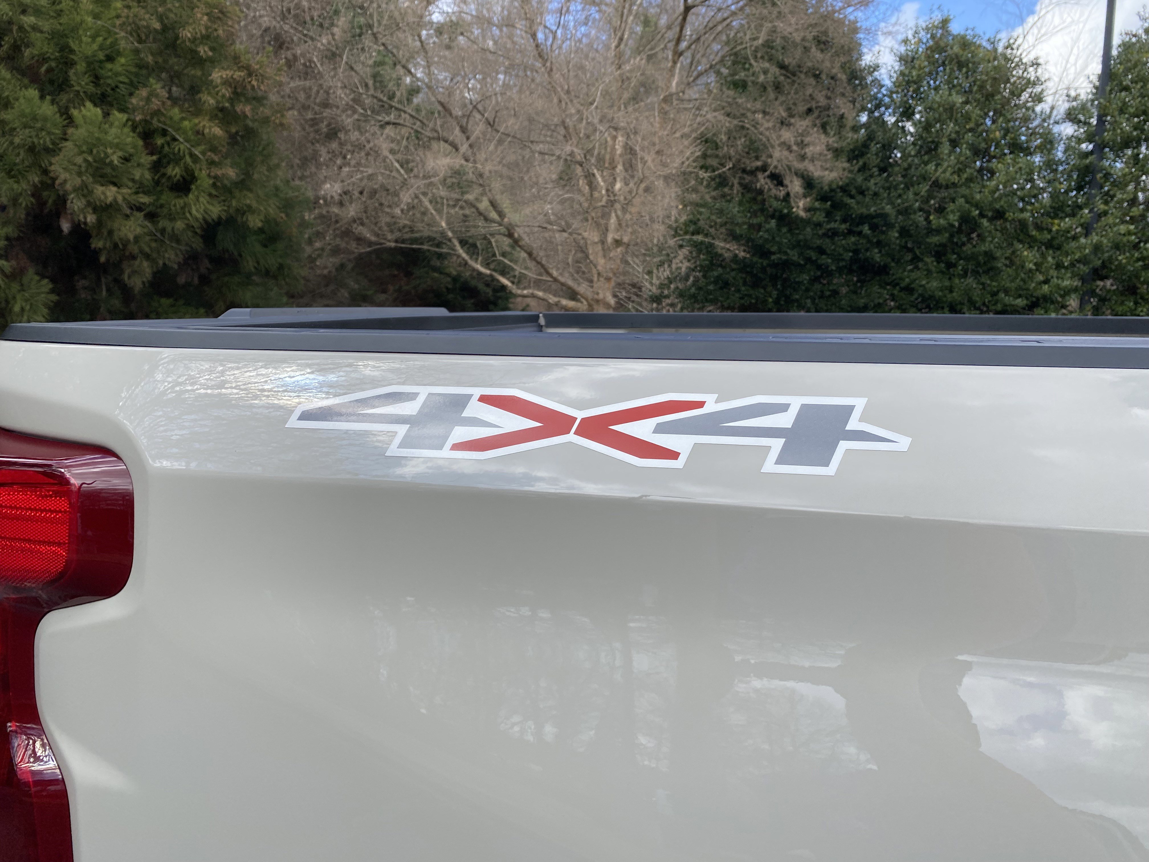 Used 2026 Chevrolet Silverado 1500 Custom w/ Turbomax Blackout Package AWD/4WD image 40