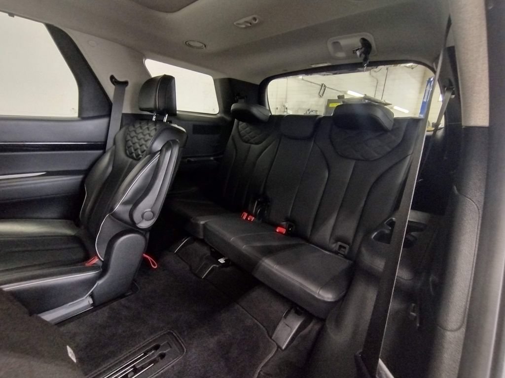 Used 2022 Hyundai Palisade Limited AWD/4WD image 39