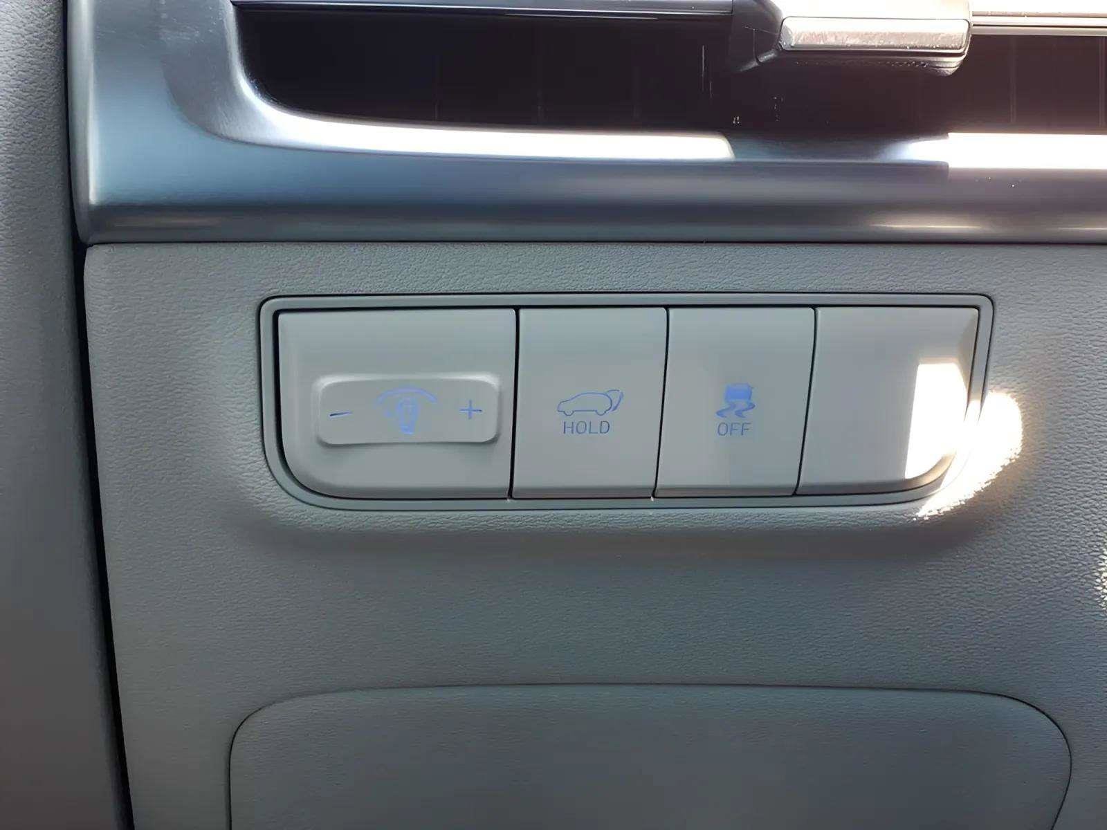Certified 2025 Hyundai Tucson SEL FWD image 15