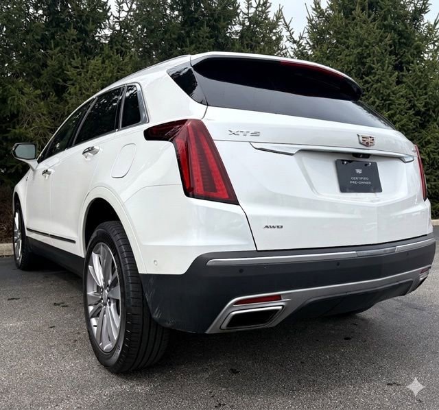 Used 2023 Cadillac XT5 Premium Luxury w/ Technology Package image 3
