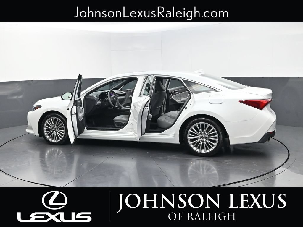 Used 2021 Toyota Avalon Limited w/ Advanced Safety Package FWD image 36