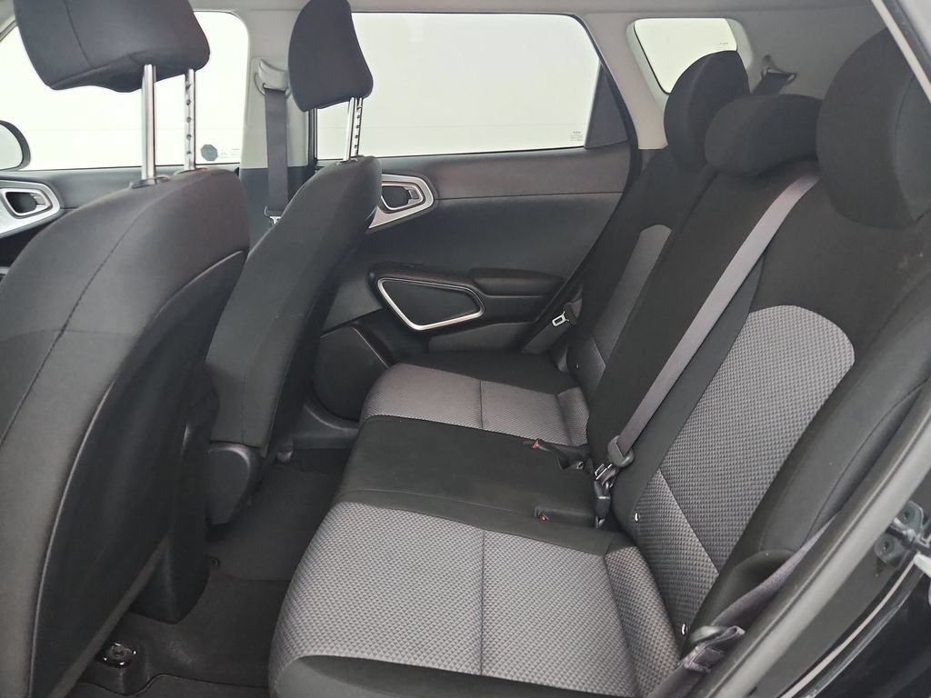 Used 2022 Kia Soul LX w/ Technology Package FWD image 32