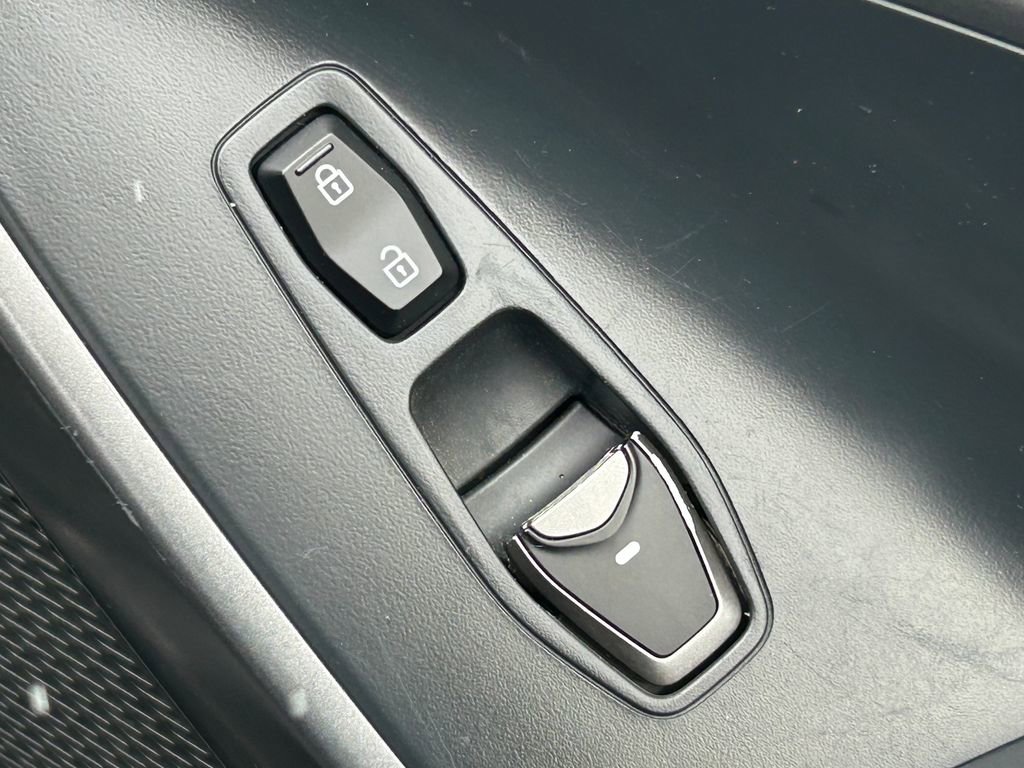 Used 2018 Hyundai Santa Fe Sport AWD/4WD image 33