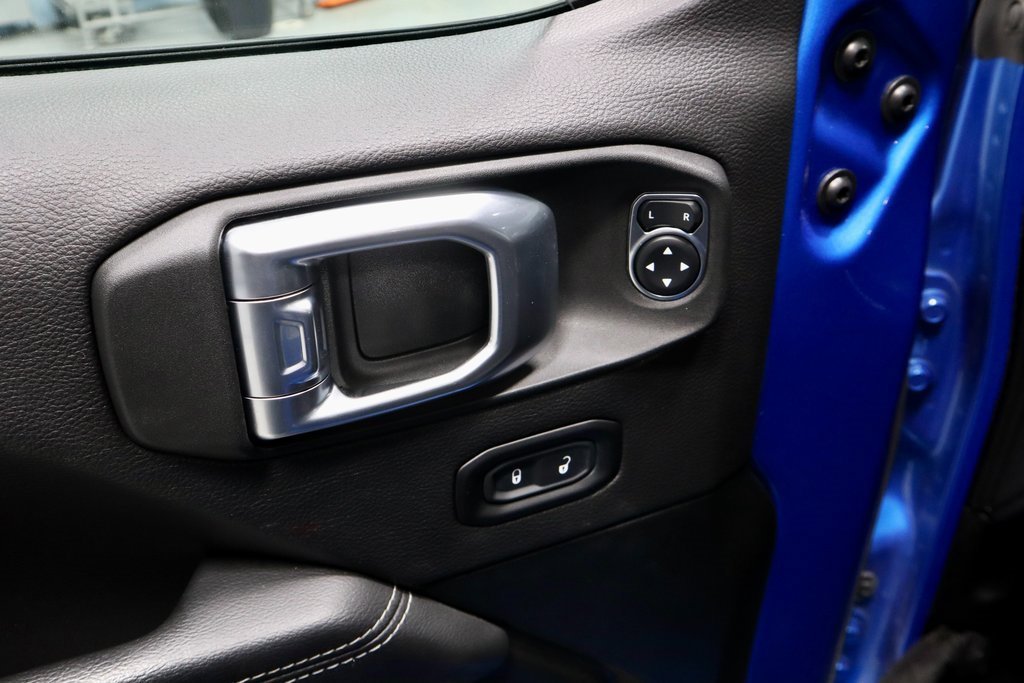 Used 2021 Jeep Wrangler Unlimited Sahara w/ Dual Top Group image 24