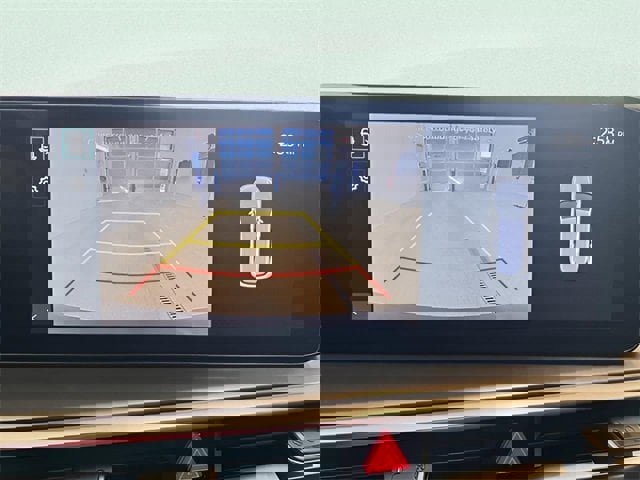 Used 2024 Kia Sorento S image 21