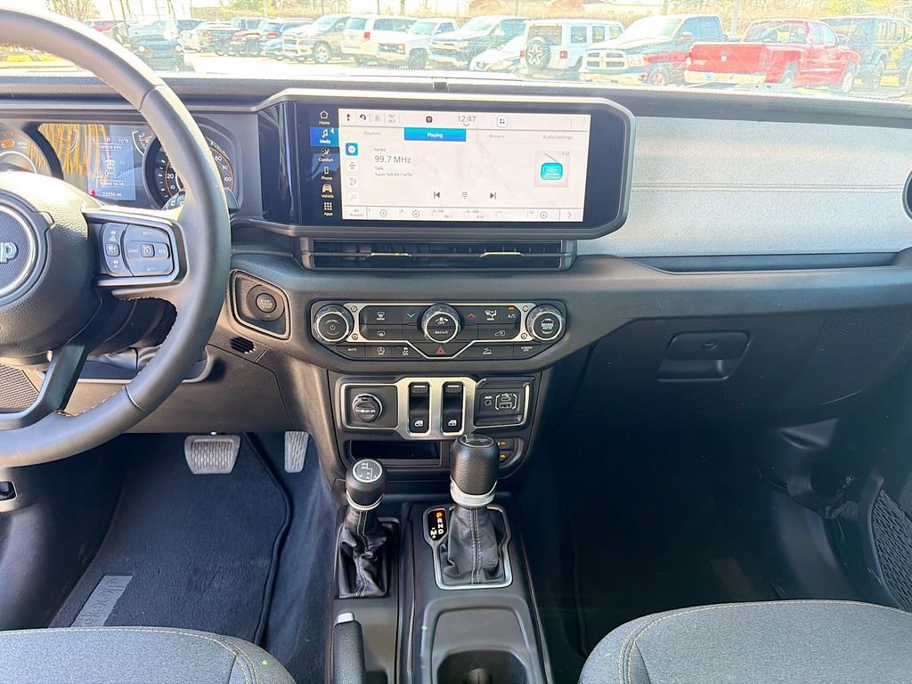Used 2024 Jeep Wrangler Sport S image 18
