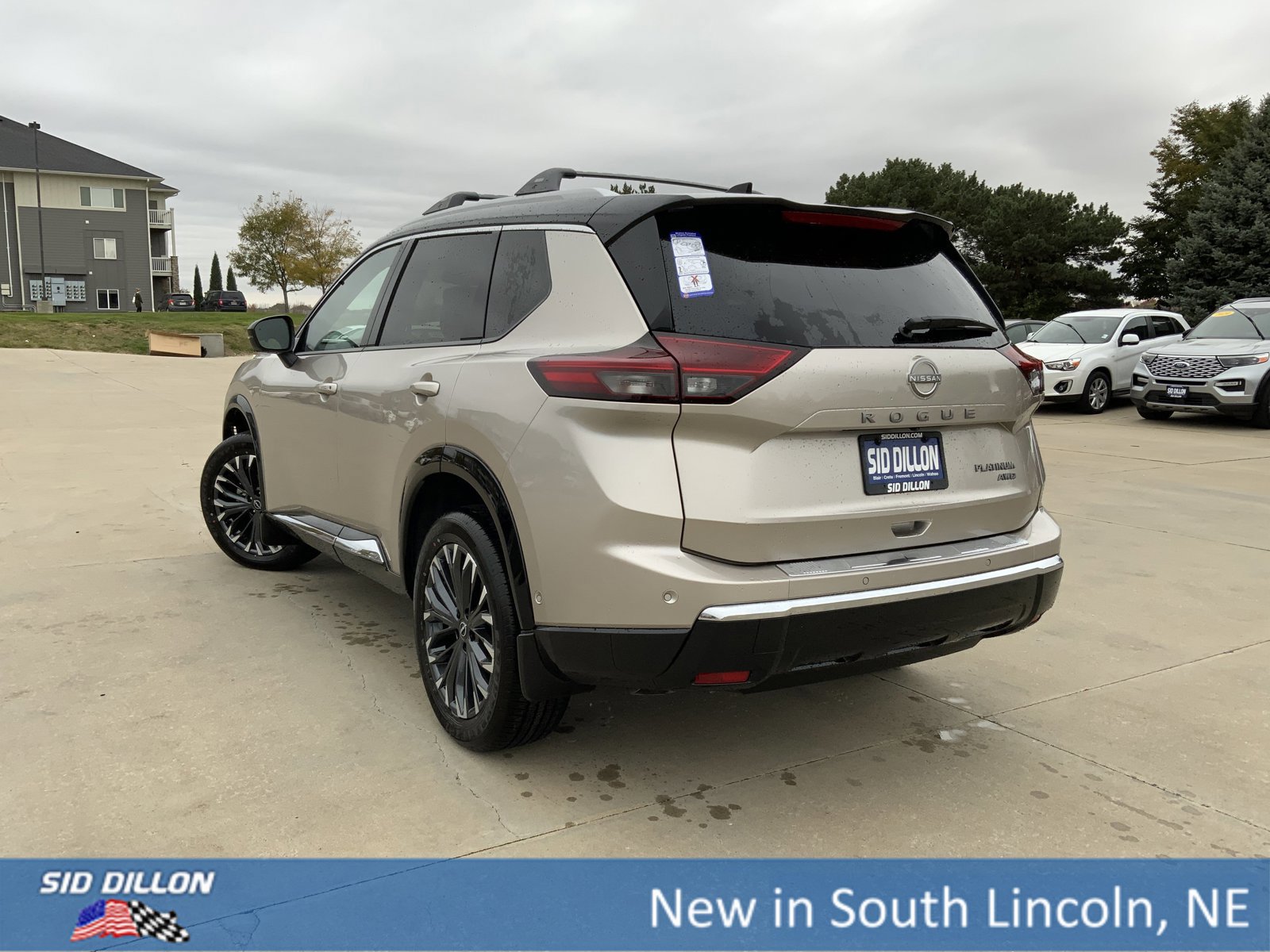 New 2026 Nissan Rogue Platinum w/ Platinum Premium Package image 3