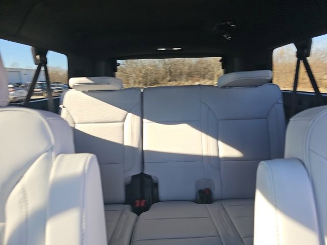 New 2026 Chevrolet Suburban Premier w/ Sun And Tow Package AWD/4WD image 36