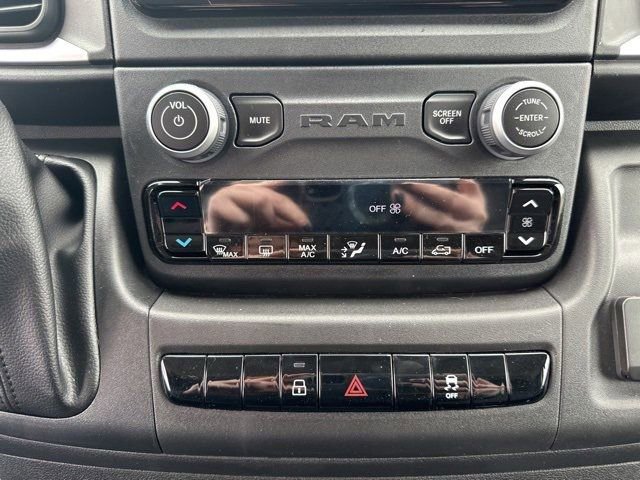 New 2024 RAM ProMaster 3500 w/ Quick Order Package 22G SLT image 20
