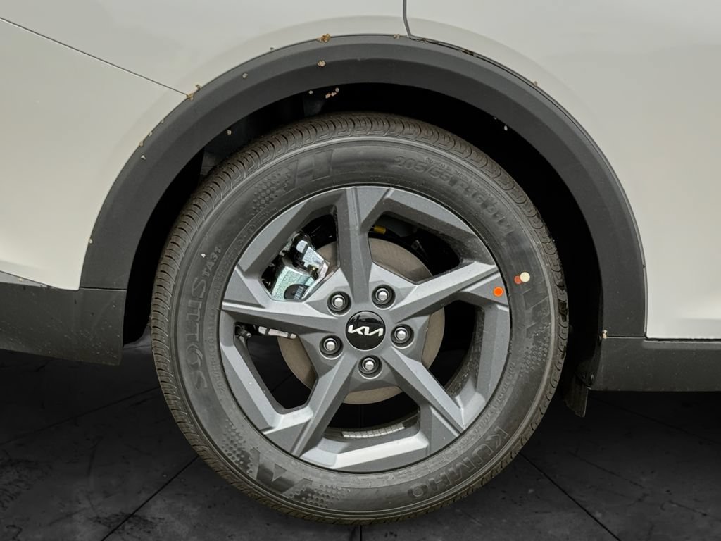 New 2026 Kia K4 FWD image 9