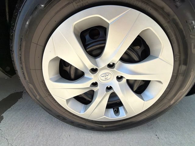 Used 2019 Toyota RAV4 LE FWD image 87