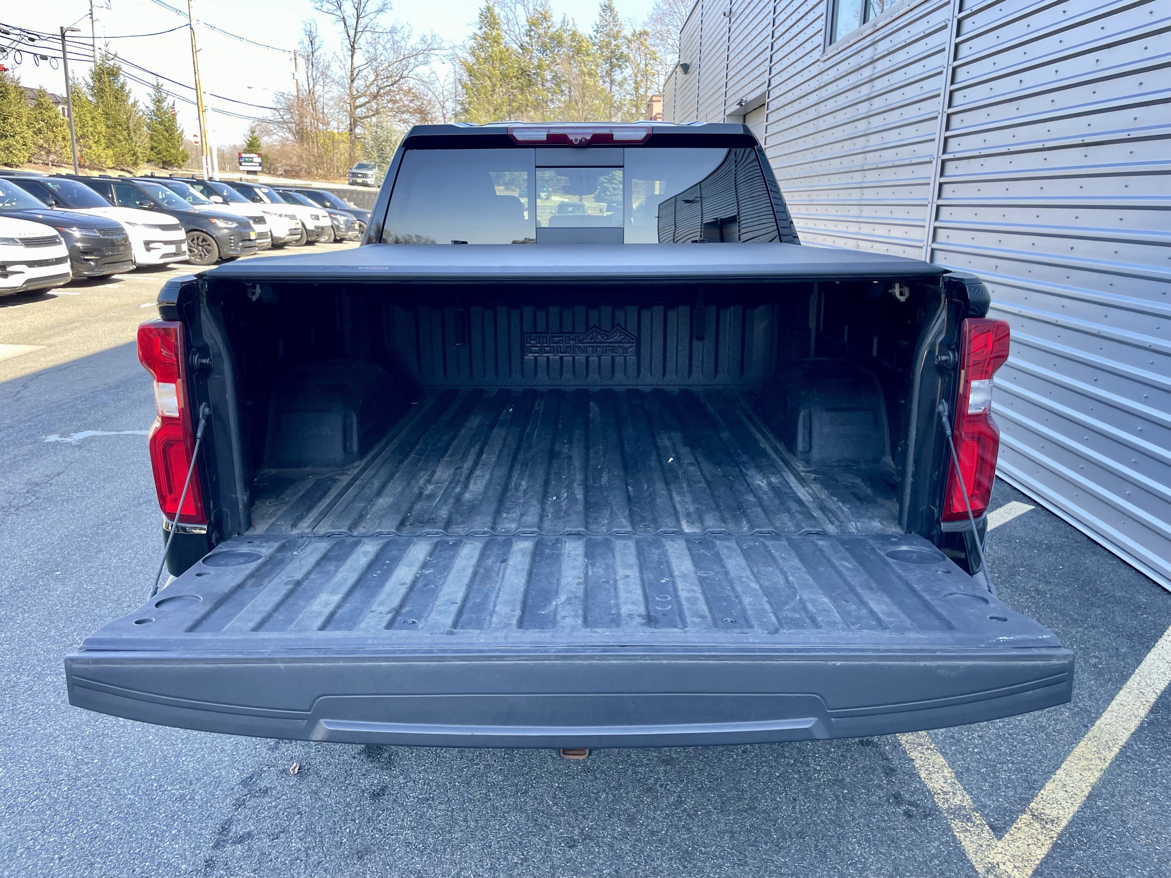 Used 2022 Chevrolet Silverado 1500 High Country w/ High Country Premium Package image 36