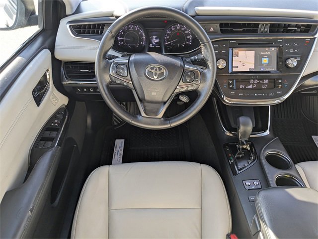 Used 2018 Toyota Avalon XLE Premium image 14