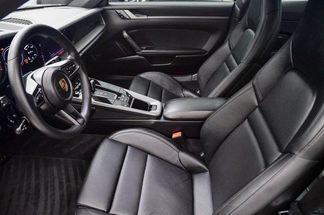 Used 2021 Porsche 911 Carrera image 22