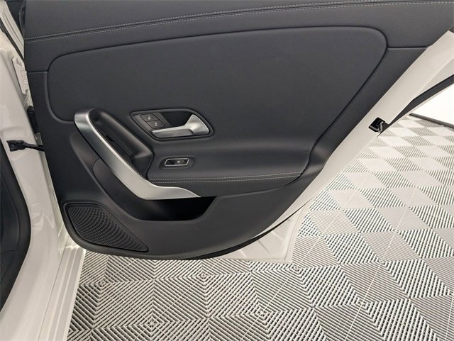 Used 2025 Mercedes-Benz CLA 250 4MATIC image 30