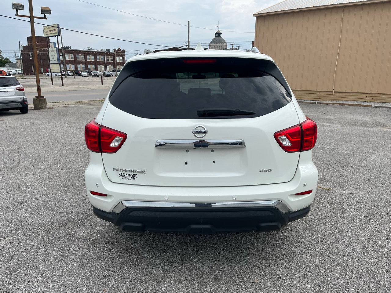 Used 2019 Nissan Pathfinder S image 4