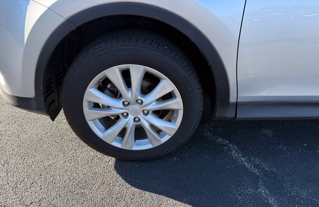 Used 2013 Toyota RAV4 Limited AWD/4WD image 12
