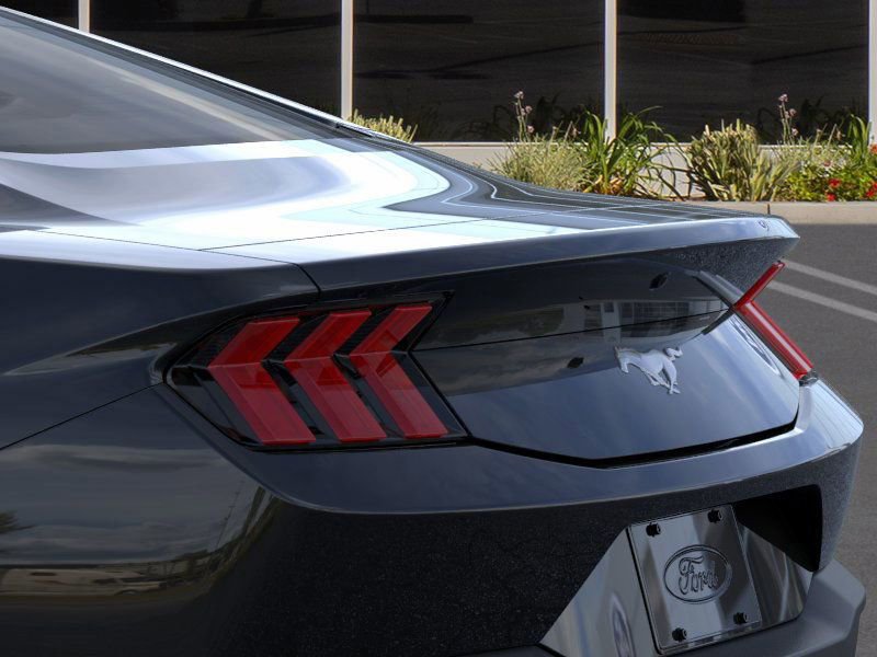 Used 2026 Ford Mustang Coupe RWD image 22