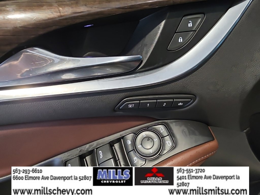 Used 2018 Buick Enclave Avenir FWD image 18