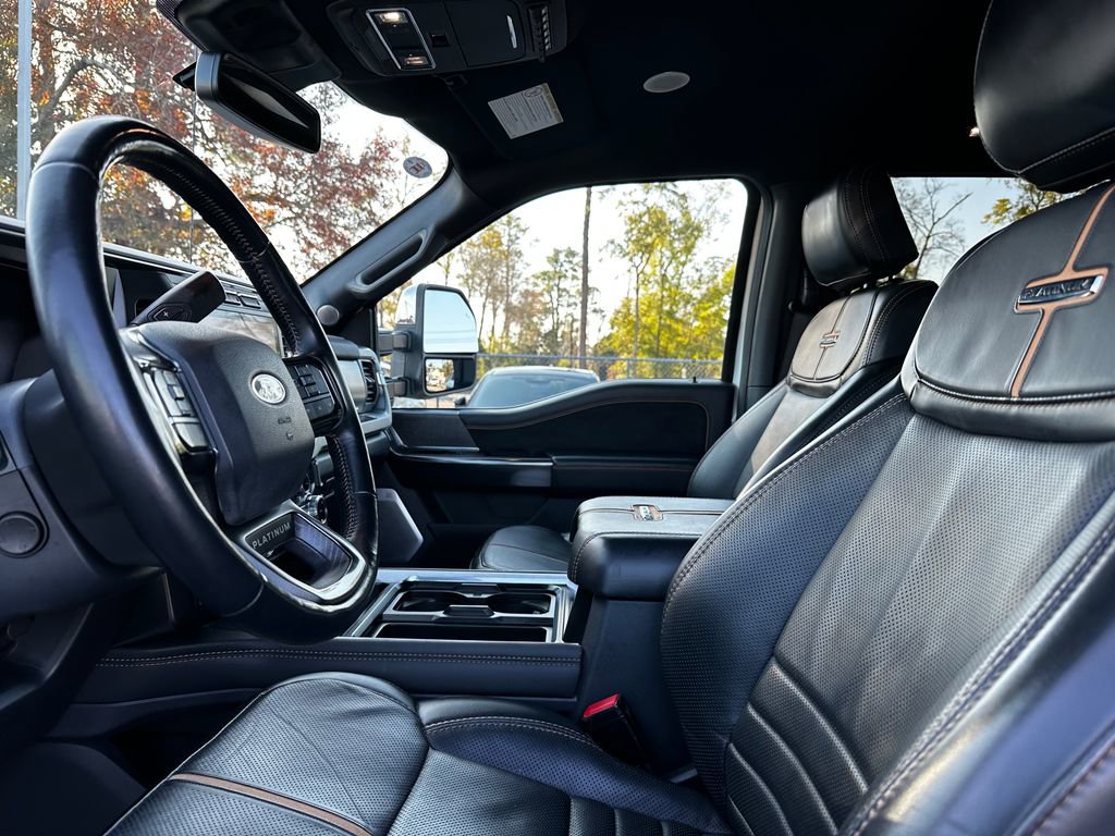 Used 2024 Ford F350 Platinum image 29