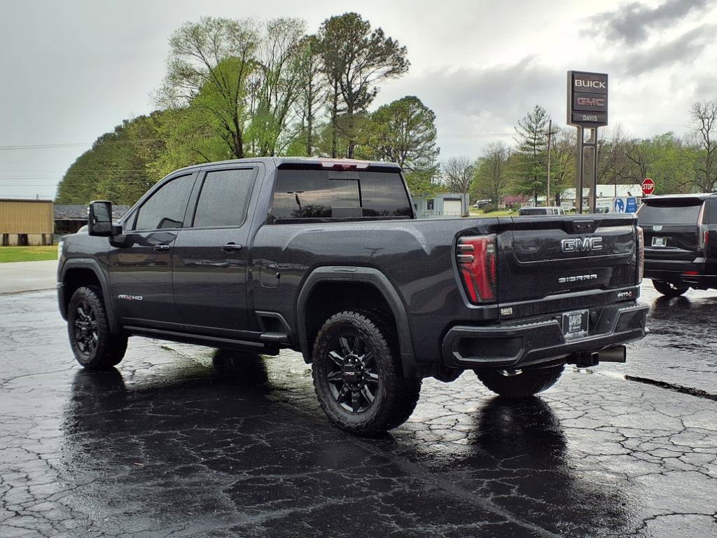 Used 2024 GMC Sierra 2500 AT4 w/ AT4 Premium Plus Package image 2
