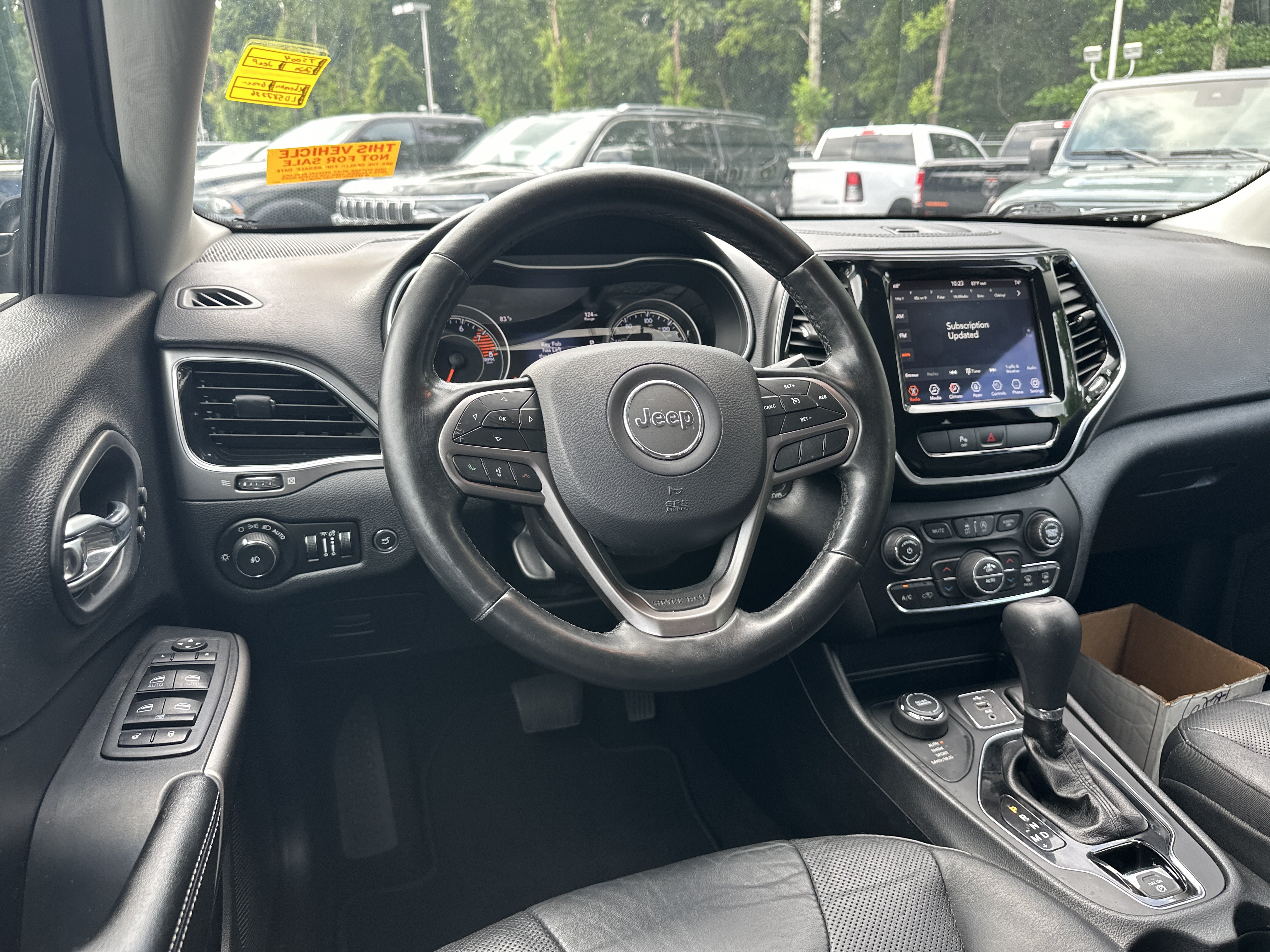 Used 2020 Jeep Cherokee Limited AWD/4WD image 22